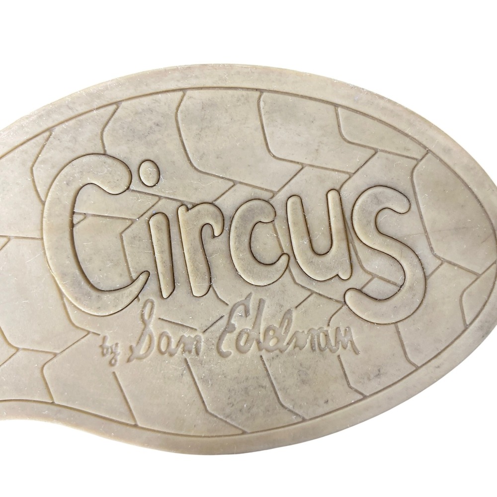 Circus by Sam Edelman Women Tan T-Strap Thong Sandal Buckle Ankle Strap Flat 7.5 - Picture 12 of 13